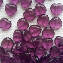 Szív gyöngy lila át. 8 mm