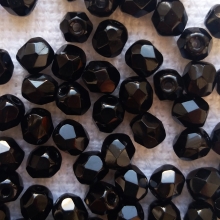 Csiszolt gyöngy fekete 4 mm